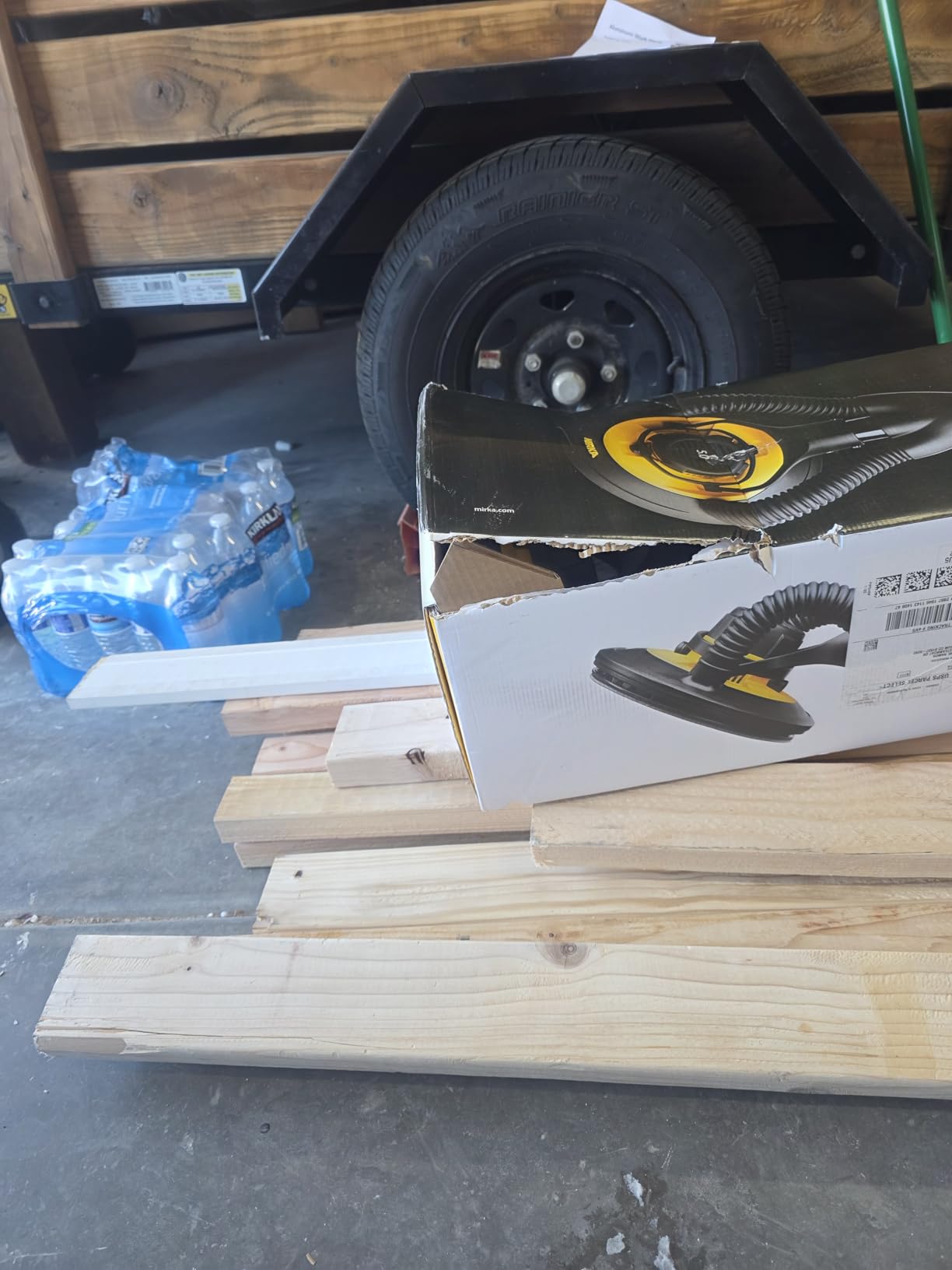 Mirka LEROS 950X CV 9 Inch Random Orbital Wall & Ceiling Sander - 5mm Orbit, Brushless Motor, Variable Speed, Bluetooth, Dust-Extraction customer photo 1