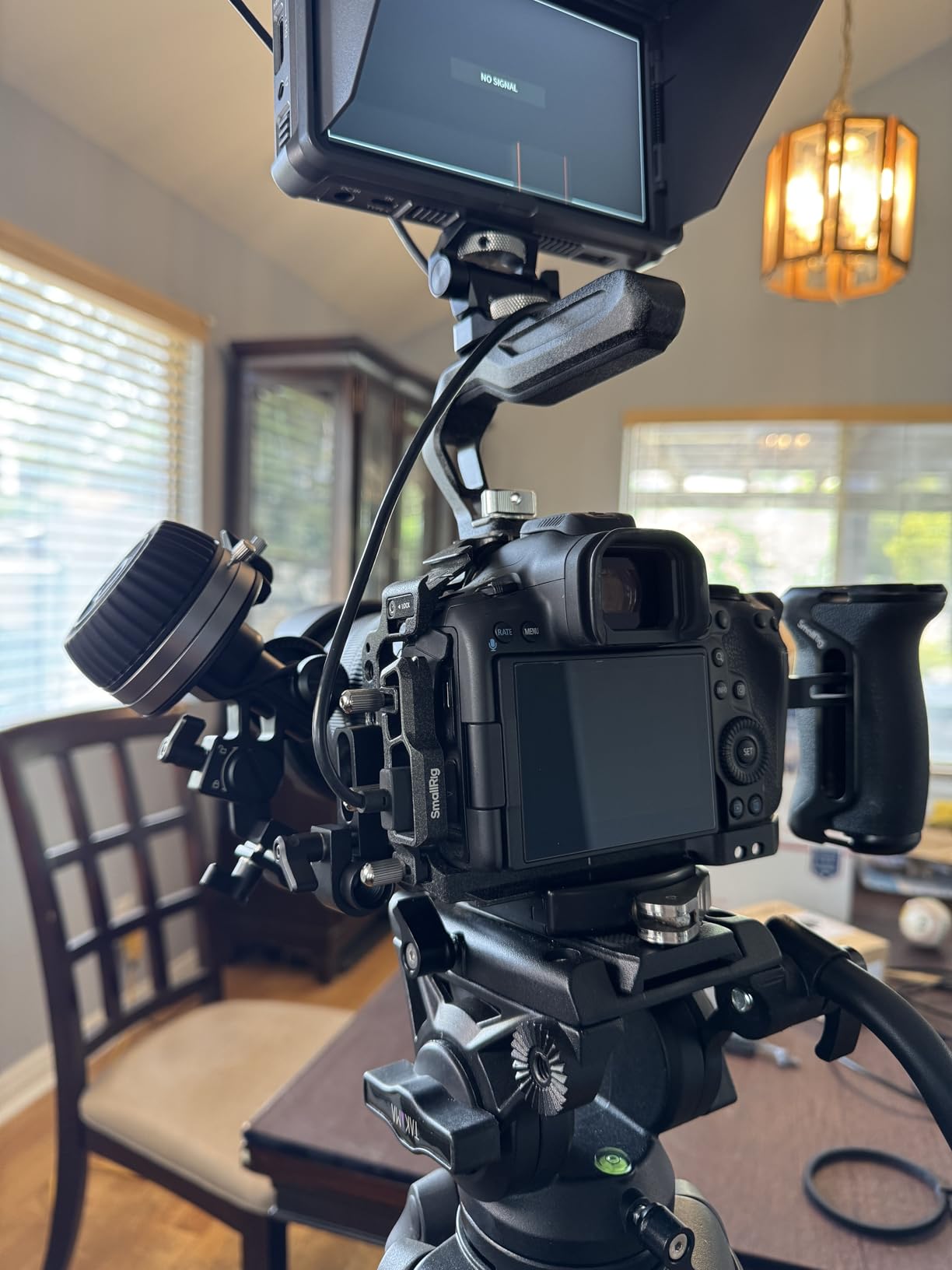 SmallRig Follow Focus F50 with Stepless Dynamic Damping Lever Adjustment and A/B Stops, Including 15mm Rod & Rod Clamp, for DSLR, for Sony FE/FE C, for Canon customer photo 1