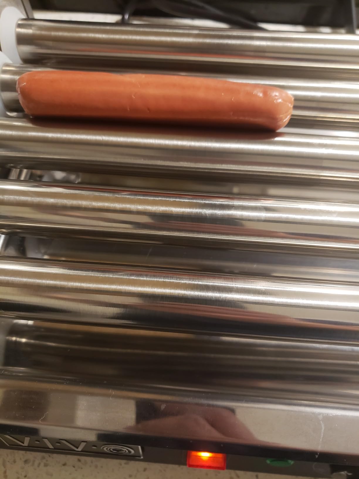 VIVO Electric 30 Hot Dog 11 Roller Grill Warmer, Stainless Steel, Commercial and Household 1400W Machine with Cover, HOTDG-V211 customer photo 1