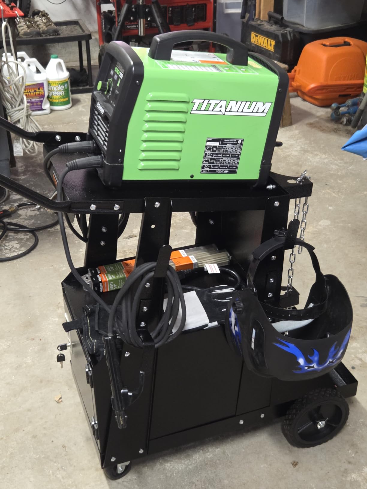 VEVOR Welding Cart 2 Drawers Welder Cart Heavy Duty with Lockable Cabinet, 350LBS Static Weight Capacity, 360° Swivel Wheels, Tank Storage Safety Chains for MIG TIG Welder, Plasma Cutter customer photo 2