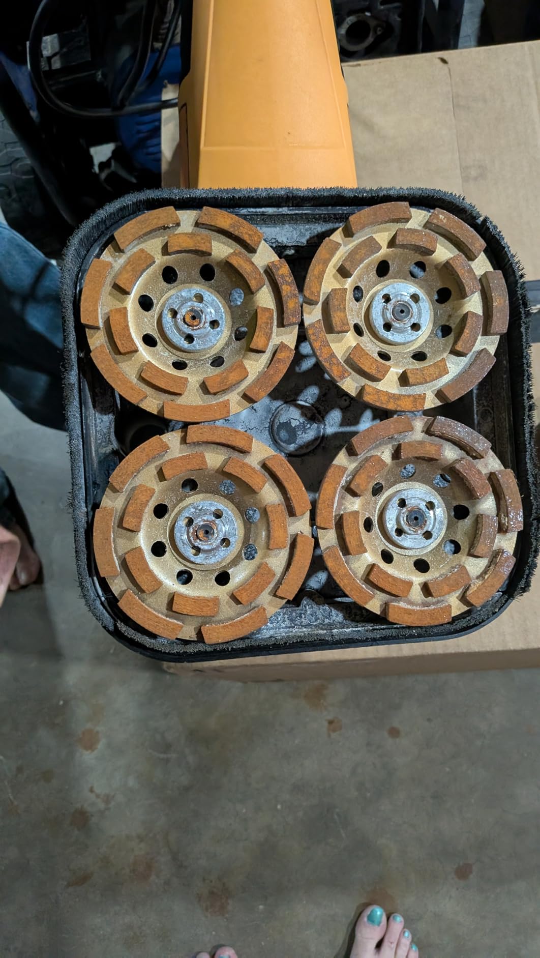 YUCHENGTECH 4-Head Concrete Grinder Set 4