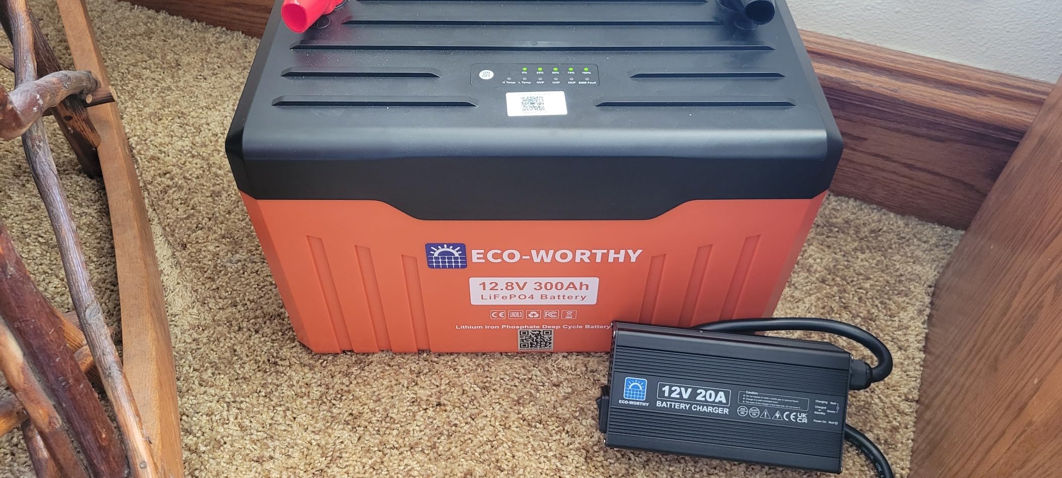 ECO-WORTHY 12V 314AH LiFePO4 Lithium Battery Bluetooth with SOC LEDs, Low Temp Protection, 4019WH, 200A BMS Up to 15000 Deep Cycle for Off-Grid, RV, Solar Power System, HomeBackup customer photo 1