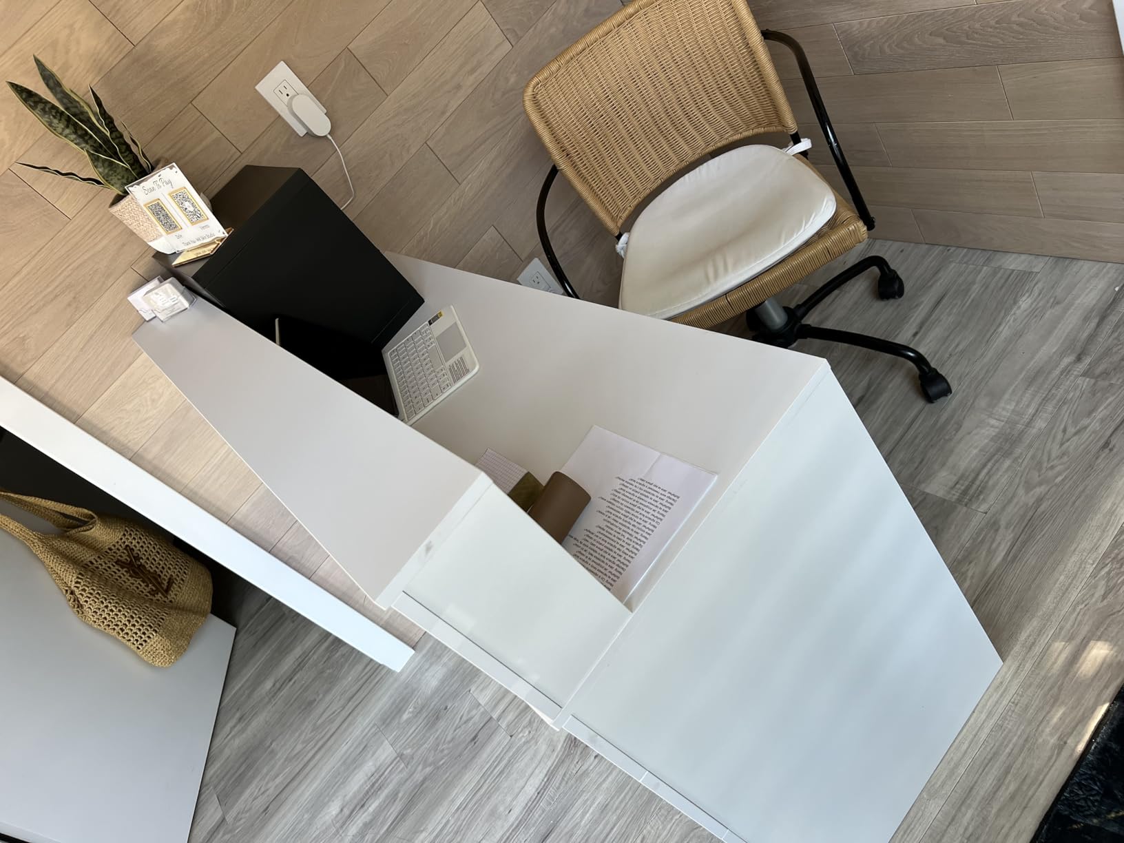 VEVOR Reception Desk, 47 Inch Rectangular Front Counter Table, Office Reception Desk with LED Light, 2 Drawers and Power Outlets, for Checkout, Lobby, Beauty Salon and Office, White customer photo 2