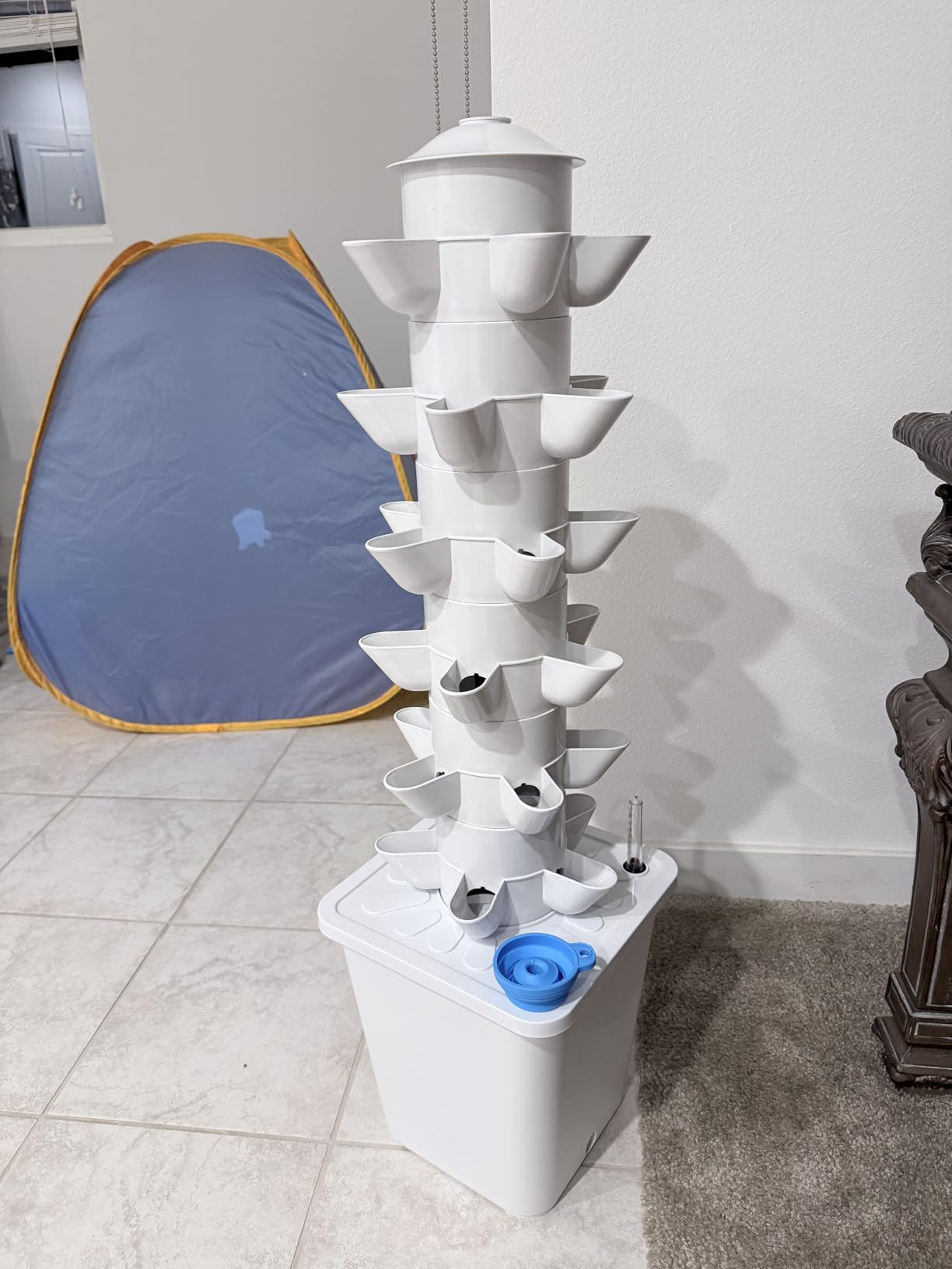 Hydroponics Tower Indoor Growing System Vertical Garden Planter Indoor Smart Garden Kit with Pump and Movable Water Tank (35-Plants) customer photo 1