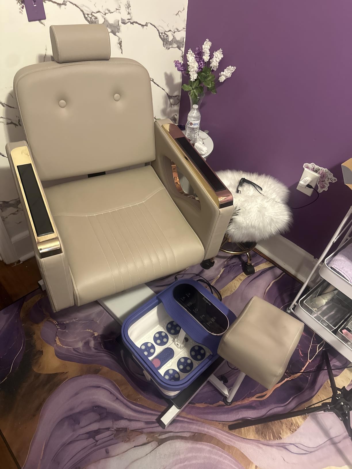 Pedicure Chair No Plumbing for Nail Tech, with Adjustable Footrest and Massage Bath Bowl, Rolling Pedicure Stool, Portable Pedicure Station Unit Beauty Spa Salon Unit Station (Queen, Black) customer photo 2