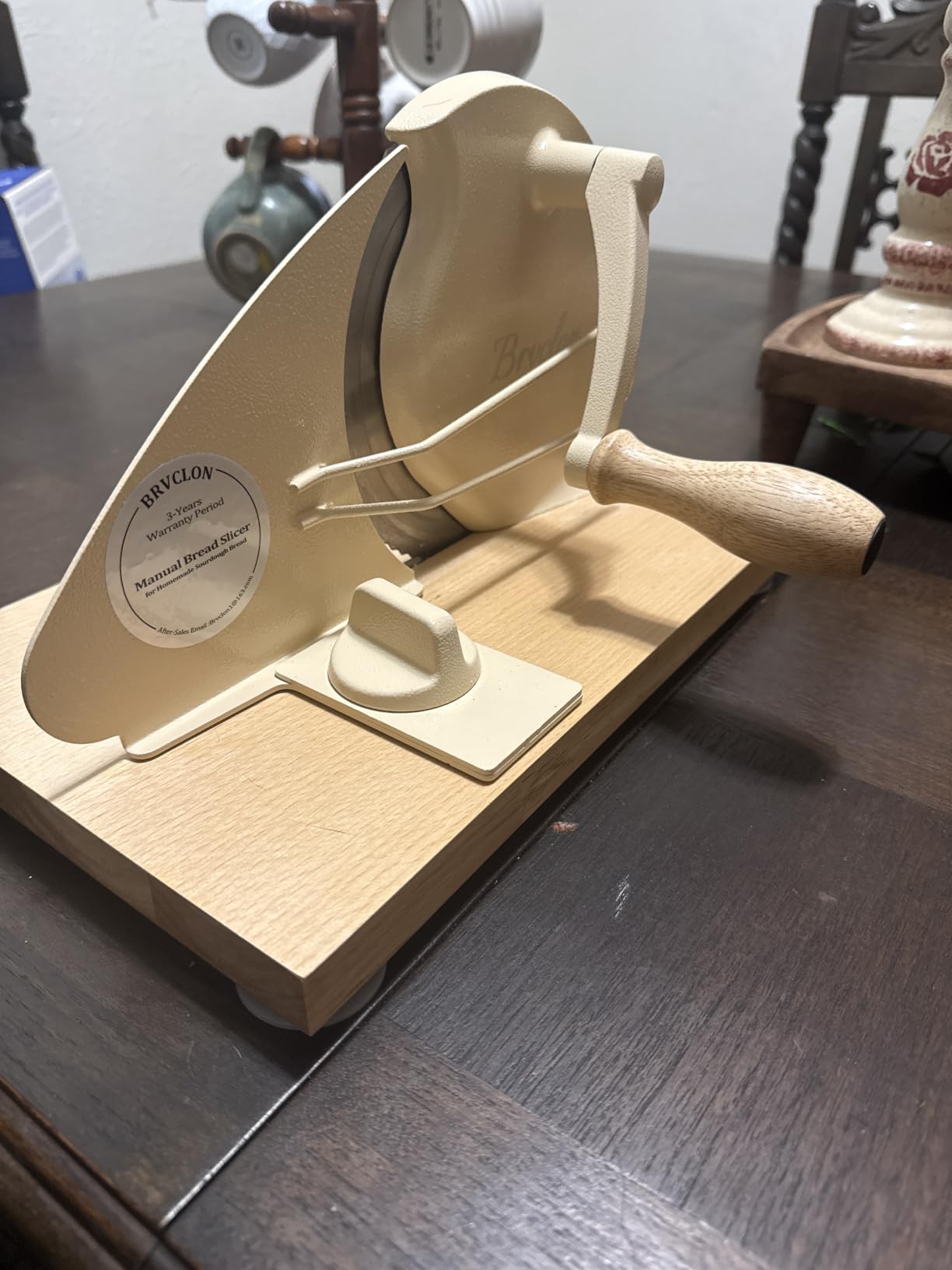 Brvclon Manual Bread Slicer for Homemade Sourdough, Adjustable Thickness, Hand Crank Bread Slicer with Stainless Steel Blade, Aluminum Alloy Frame & Solid Wood Base, Comes with 10 Bread Bags customer photo 2
