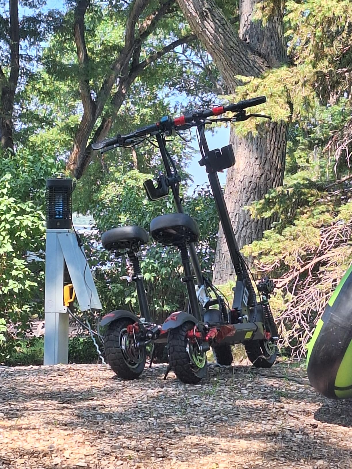 Electric Scooter Adults, 1200/1600W Motor, 30/34 MPH Top Speed & 30/40 Miles Range, 48V 18/21AH Big Battery, 10/11