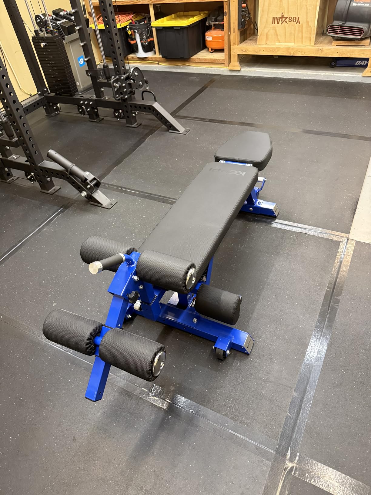 Bench6000 Weight Bench, Commercial Grade FID Workout Bench | 2200lb Flat Capacity, 11 Back & 8 Seat Specialized Angles for Serious Lifters, 97lb Frame Weight customer photo 2
