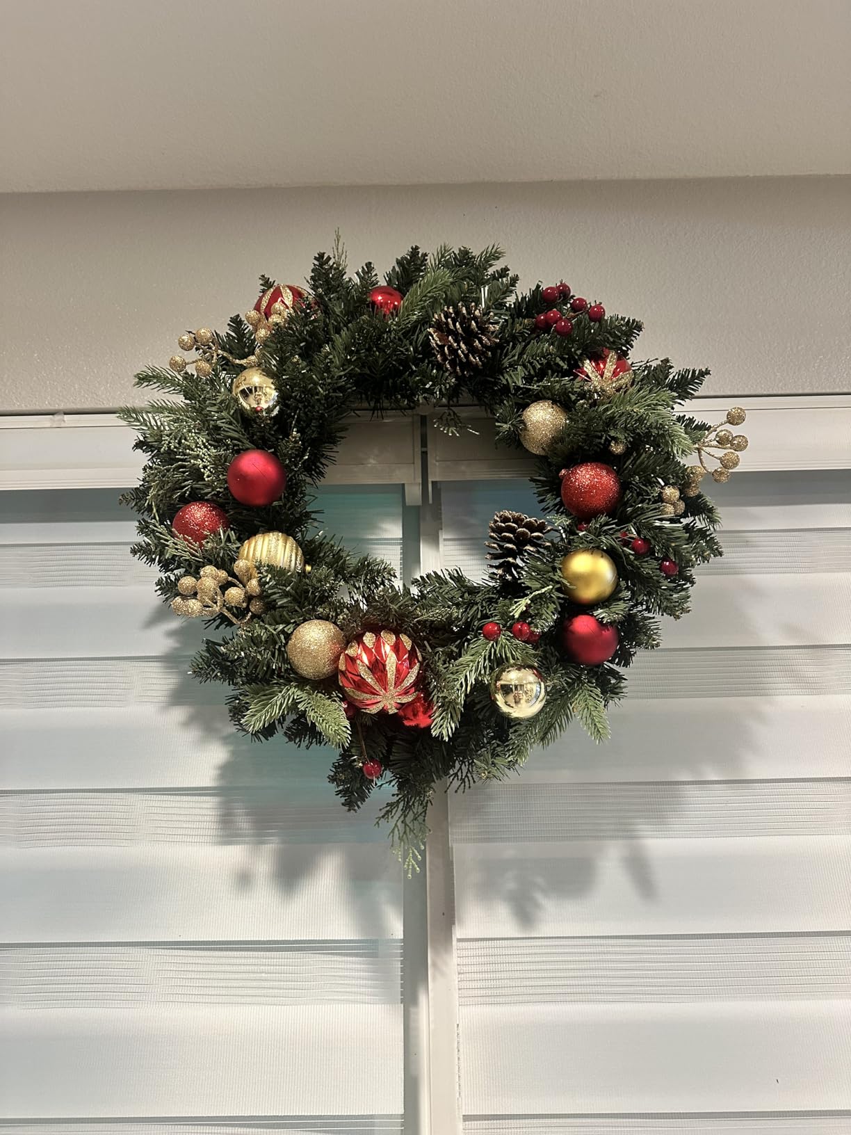 24 Inch Artificial Pre-Lit Christmas Wreath Spruce, 50 LED Warm White & Multi-Color Lights with Timer, Battery Operated, Holiday Decoration for Front Door, Outdoor customer photo 1
