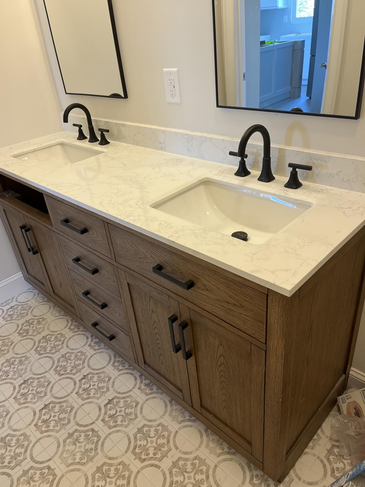 72-inch Dark Walnut Bathroom Vanity with 2 Sinks, Solid Wood, 0.79-inch Stone Countertop and Backsplash, 6 Drawers, 4 Soft Closing Doors customer photo 2