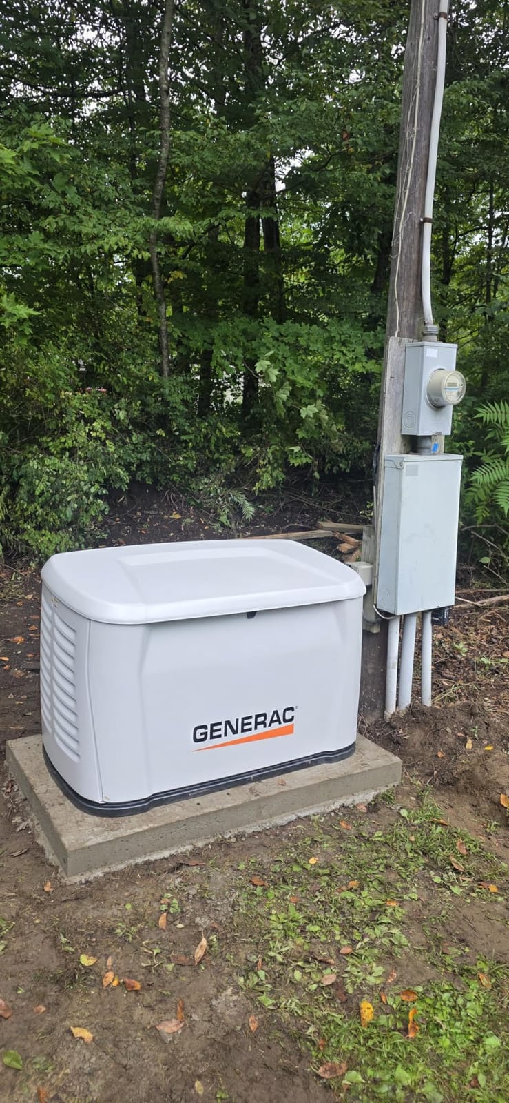 Generac 14kW Whole Home Generator with Transfer Switch and Cellular Capability, Automatic 200 Amp Transfer Switch, Outdoor Gas/Propane customer photo 1