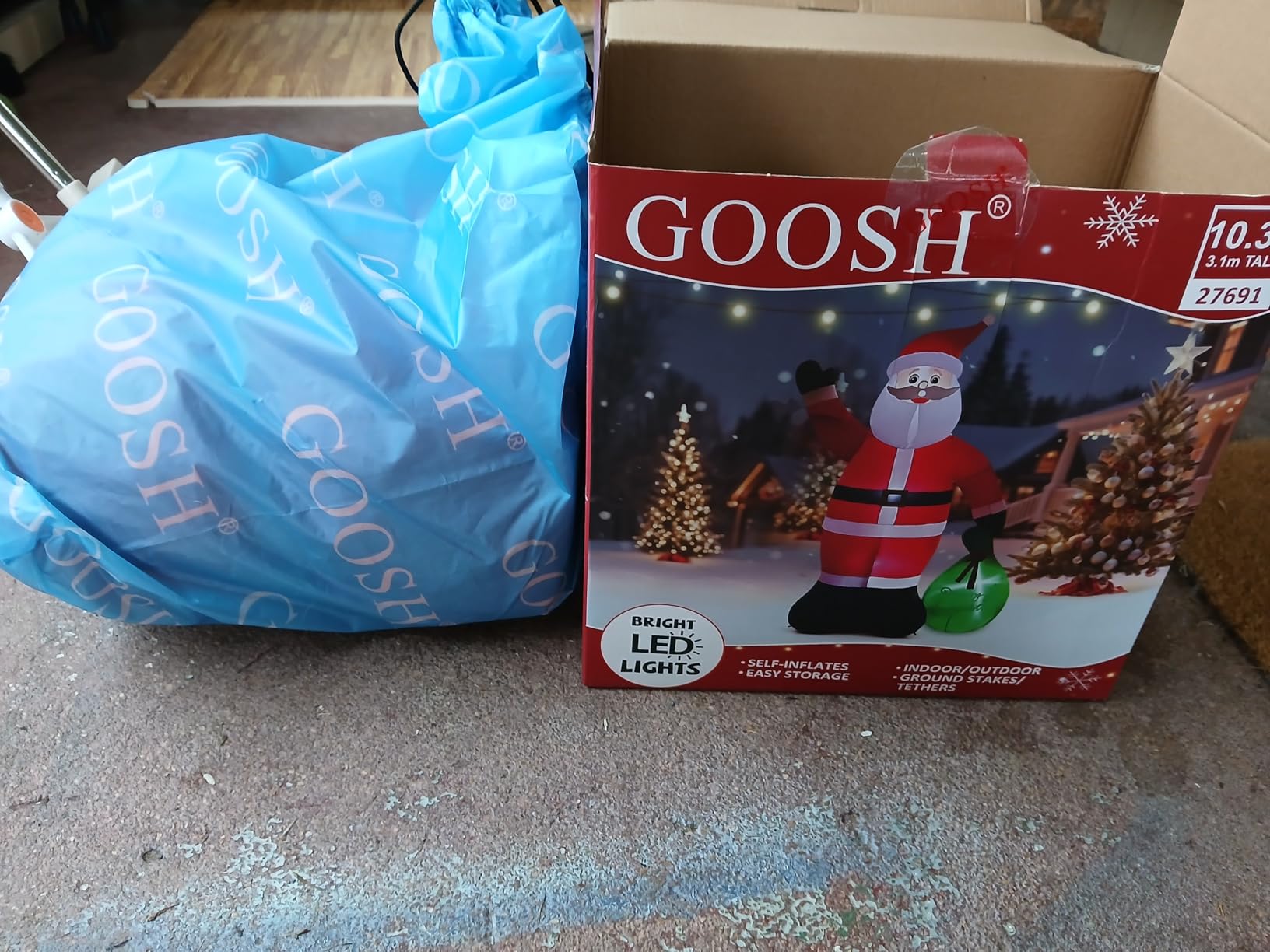 GOOSH 10.3 FT Waving Christmas Inflatable Santa Decorations, Outdoor Christmas Santa Claus with Gift Bag & Animated Hand Blow Up Yard Decor with Built-in LEDs customer photo 2