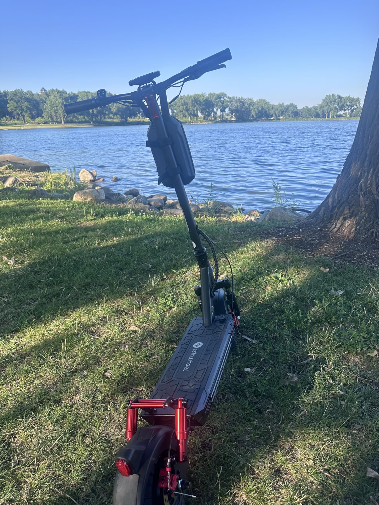isinwheel GT1 Electric Scooter Adults, 28MPH Top Speed, 28 Miles Range, 800W Motor, 330LBS Load, Off-Road Scooter for Adults with Turn Signal customer photo 2