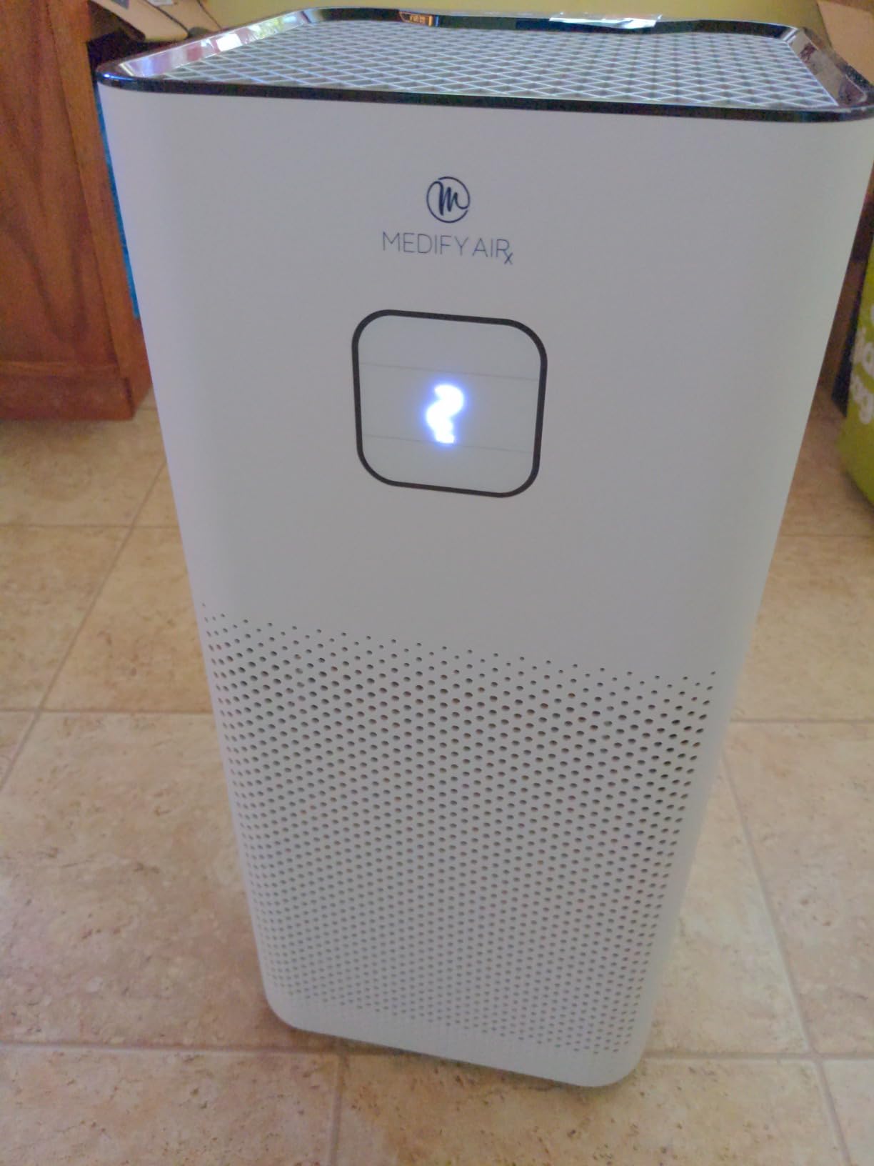 Medify MA-112 Air Purifier V3.0 with HEPA Filter | 5,948 ft² Coverage in 1hr for Smoke, Wildfires, Odors, Pollen, Pets | Quiet Removal to 0.3 Microns | White, 1-Pack customer photo 2