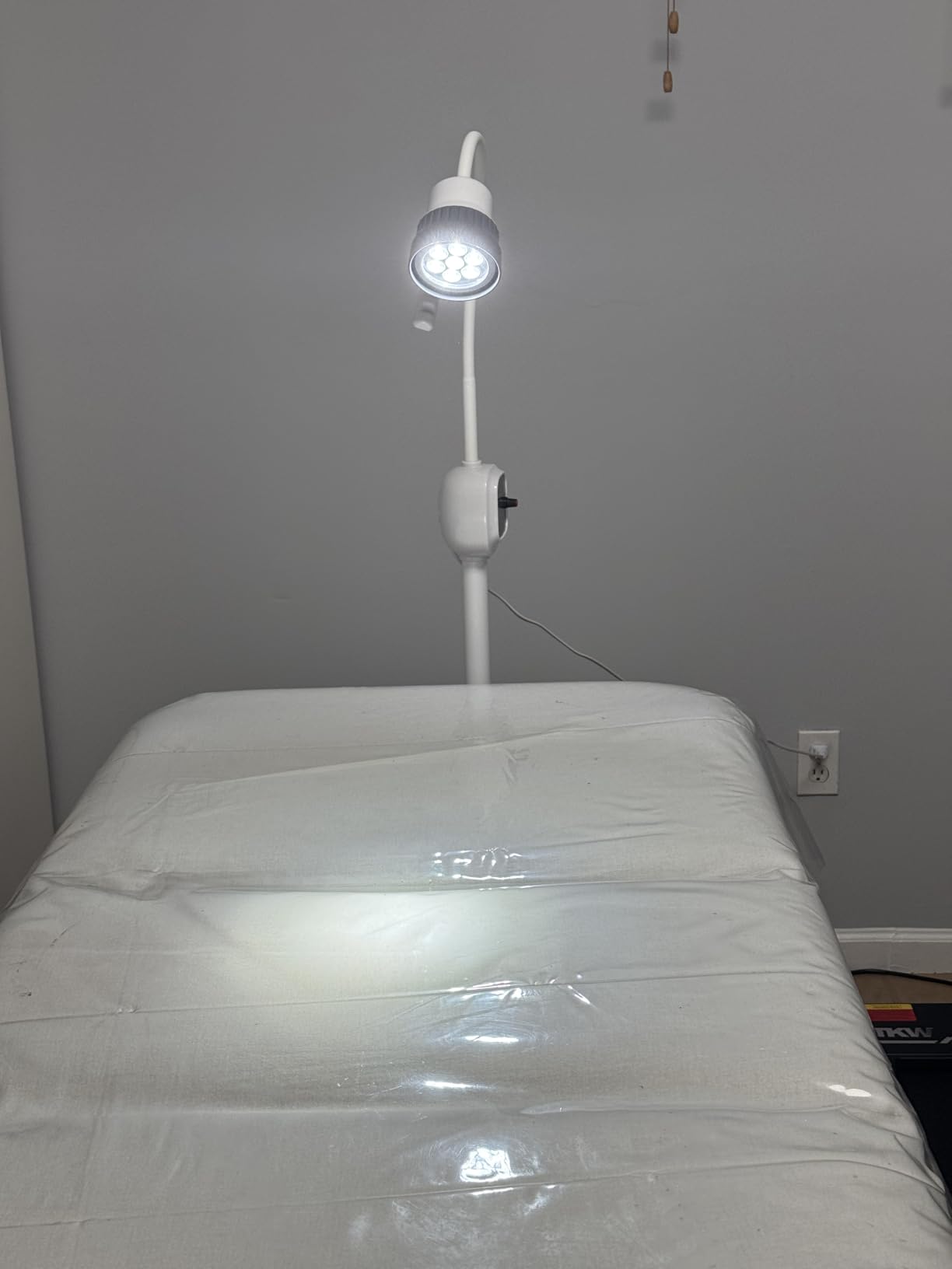 12W Surgical Examination Lamp w/Universal Wheels 360° Rotation Floor Stand Type Lamp Floor Stand Type LED Gooseneck Exam for Gynaecology, Outpatient, Stomatology, ENT customer photo 1