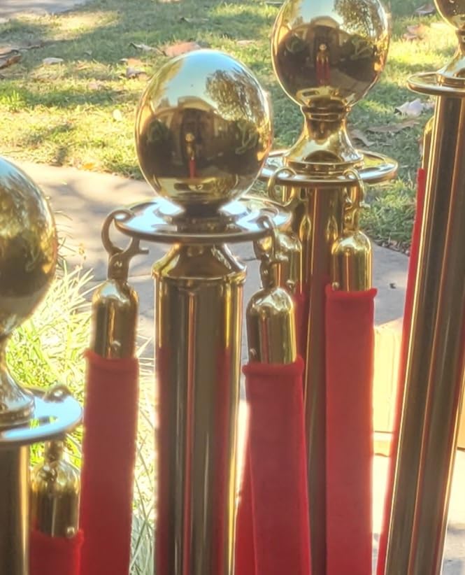 CAMMOO Gold Stanchions and Velvet Ropes, 6pcs Rope & Stainless Steel Posts | Red Velvet Ropes and Posts With Water/Sand/Concrete Fillable Leakproof Base for Birthday, Prom, Business, Wedding, Red Carpet customer photo 2
