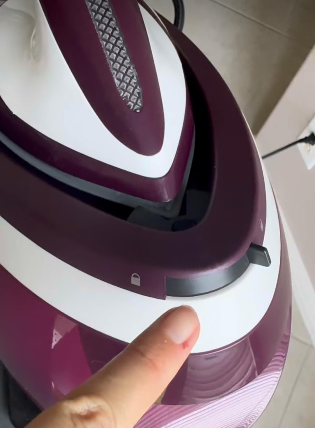 Martisan Steam Generator Iron for Clothes, LED Steam Station, 1800W Power, 8 Bar Max Pressure, 1.9L Water Tank, 550g/min Steam Burst, Auto Off, Ceramic Soleplate, Fast Wrinkle Removal, Purple customer photo 1