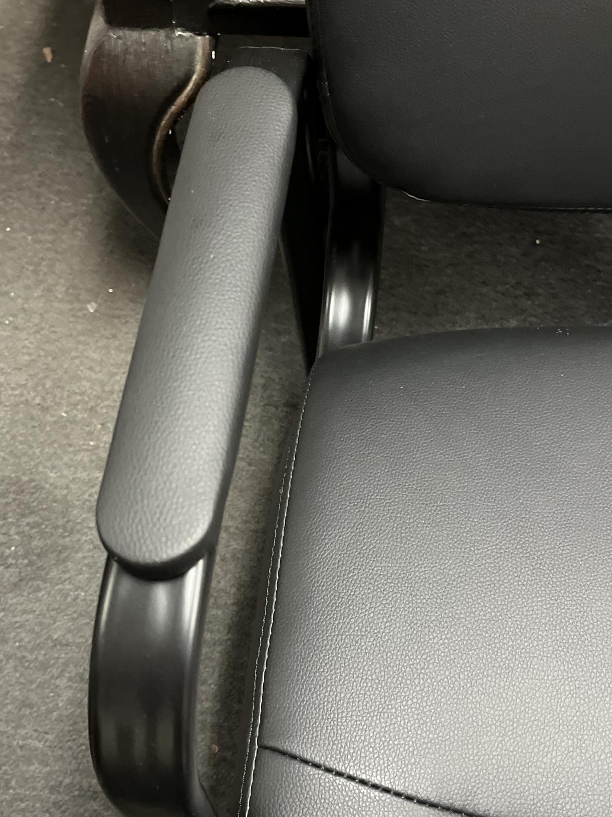 NEWBULIG Waiting Room Chair Set of 8, Leather Stationary Office Guest Reception Chairs No Wheel, Comfy Padded Arms, for Conference Room Lobby Side Breakroom customer photo 1