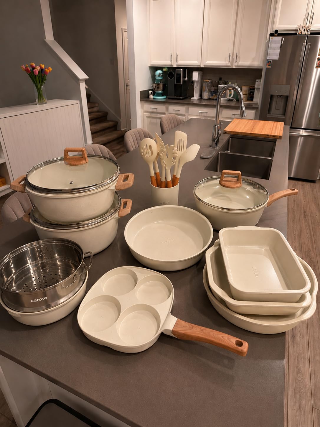 CAROTE 21pcs Ceramic Cookware Set, Pots and Pans Set | Non-Toxic Healthy Induction Cooking Set, Easy Clean, Fast & Even Heating, Fit All Stovetops, PFAS FREE customer photo 1
