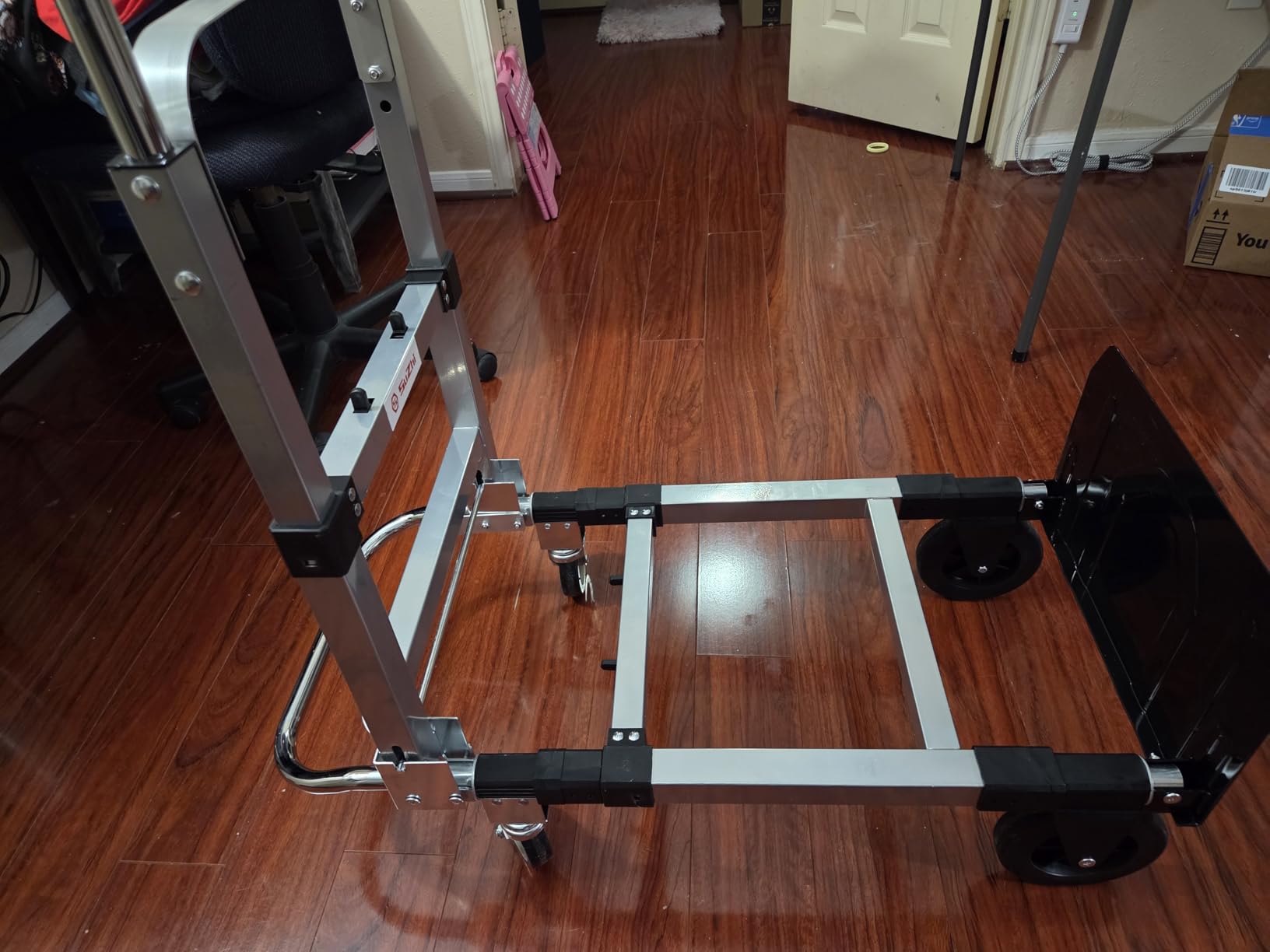 Suzhi Convertible Hand Truck Dolly Cart Heavy Duty with 4 Wheels, Industrial Grade, 1000 Lbs Load, 2 Straps for Moving Furniture/Appliance/Carton/Warehouse/Office customer photo 2