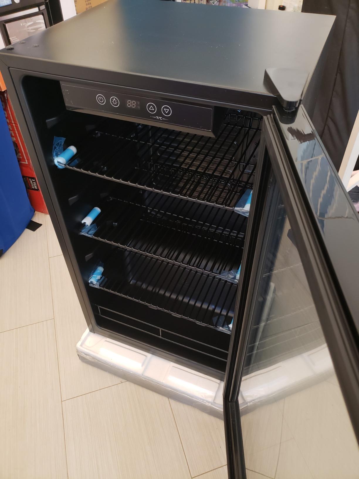 EUHOMY Mini Fridge 130 Can Beverage Refrigerator Cooler Glass Door for Soda Wine Beer, Beverage Cooler for Home, Bar, Office with Digital Temperature Control Removable Shelves, 3.2 Cu.Ft, Silver customer photo 1