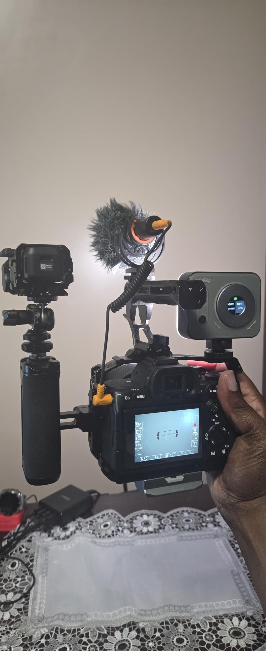 SmallRig A7 V / A7R V / A7 IV Cage Advanced Kit | for Sony Alpha 7R V/ Alpha 7 IV/ Alpha 7 V, Includes a Top Handle/ Side Handle/ Cable Clamp customer photo 2