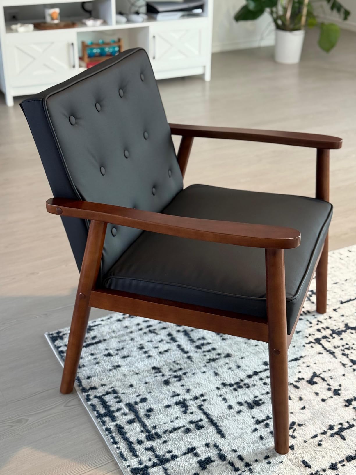 Waiting Room Accent Chairs Set of 2, Black Leather ArmChairs, Office Guest | STHOUYN Mid Century Modern, Wood Arms, Office Lobby Living Room Chair customer photo 1