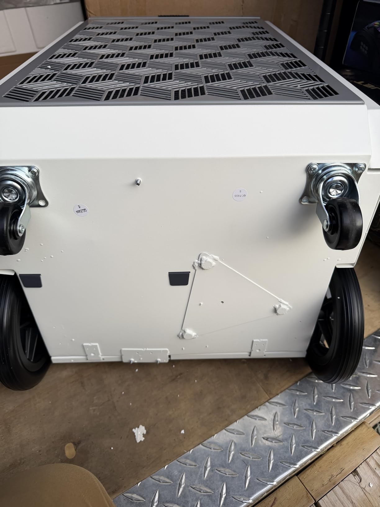 200 Pints Commercial Dehumidifier with Pump for Basements customer photo 2