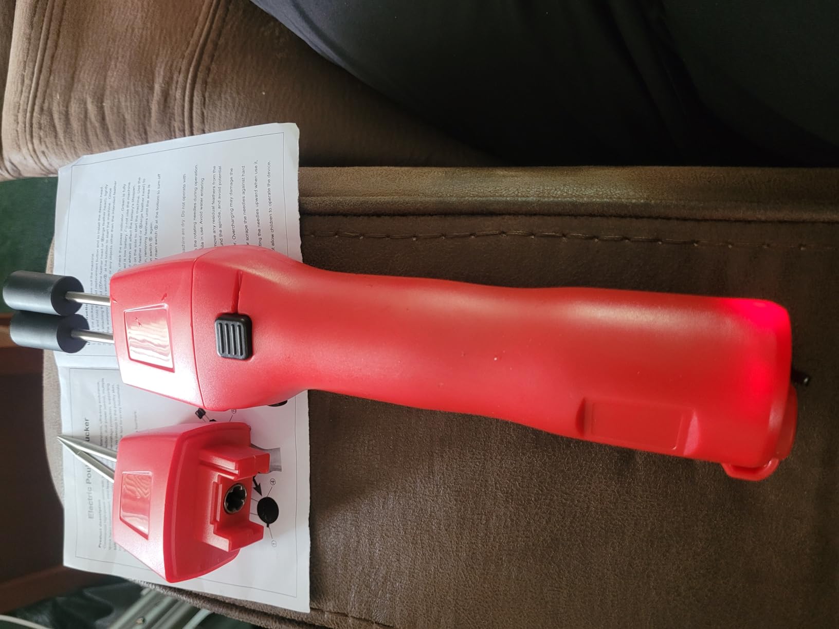 Electric Poultry Plucker Chicken Plucker Defeather Machine Cordless Rechargeable Dual Head Quick Swap Splash Proof Automatic Plucking Equipment for Chicken Duck Turkey Goose Quail (Red) customer photo 2