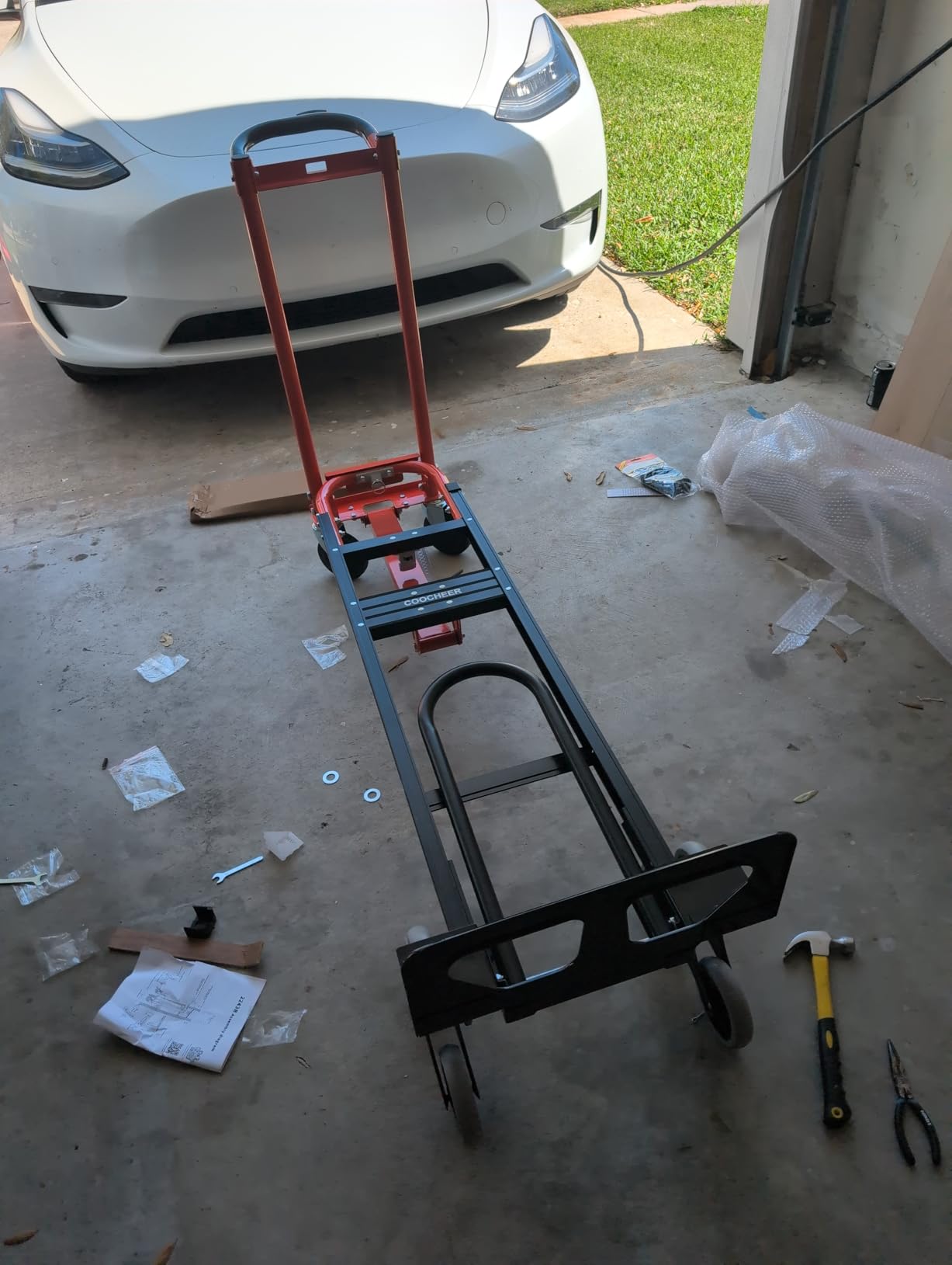 600 lbs Aluminum Hand Truck & Heavy Duty Dolly for Moving, Industrial Utility Cart with 10-Inch All-Terrain Pneumatic Tires, Secure Transport in Warehouse and Residential Use customer photo 1