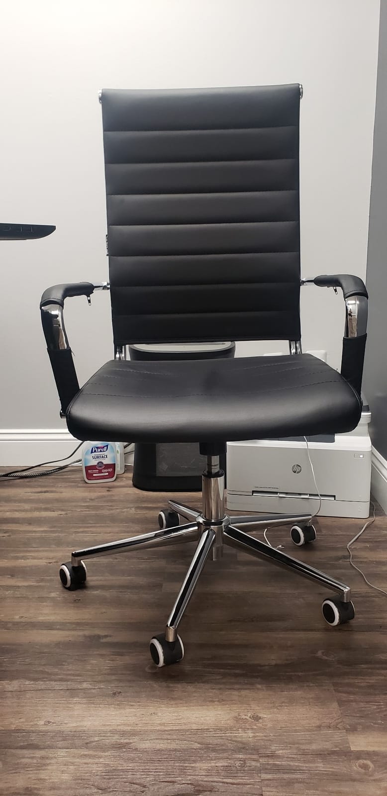 Okeysen Office Desk Chair, Ergonomic Leather Modern Conference Room Chairs, Executive Ribbed Height Adjustable Swivel Rolling Chair for Home Office Set of 6 (Black) customer photo 1