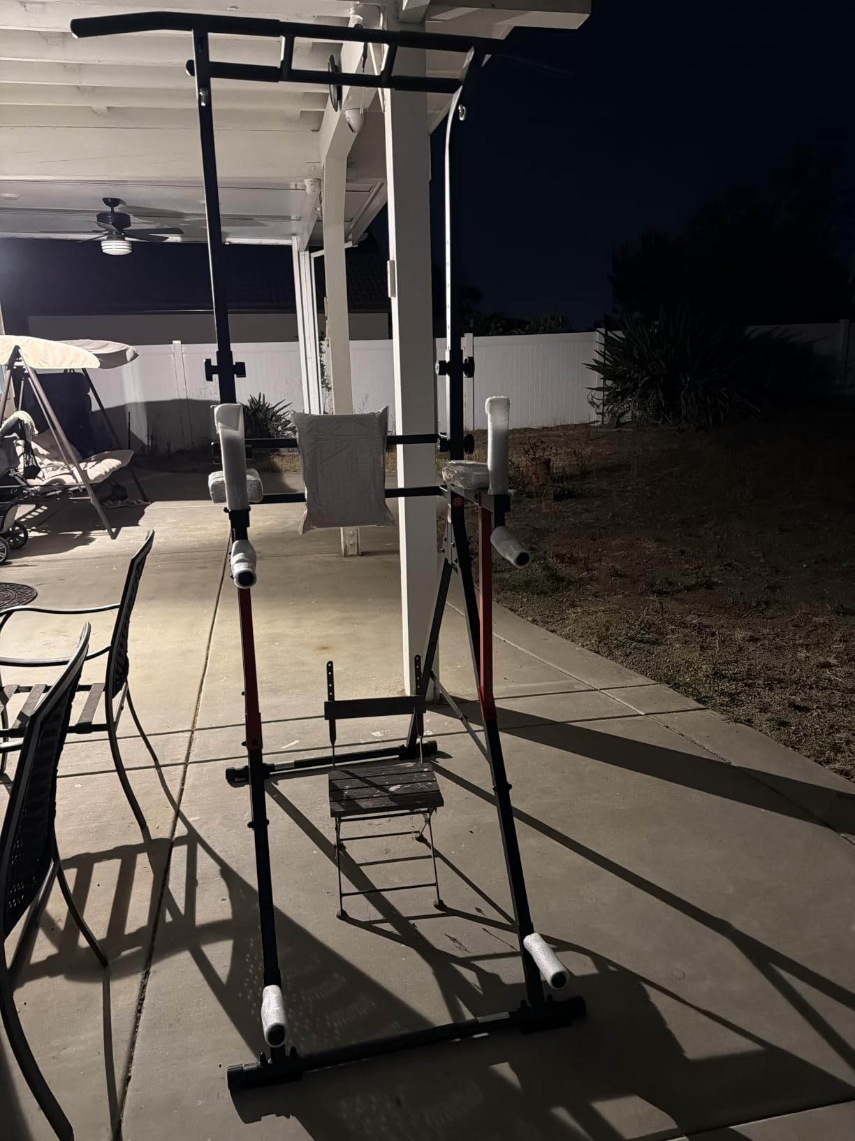 Power Tower Pull Up Bar Free Standing, Multi-Level Adjustable Height Dip Station, Multi-Grip Handles, Backrest, Home Gym Strength Training Equipment with Power Elastic Ropes, Capacity 400LBS customer photo 2