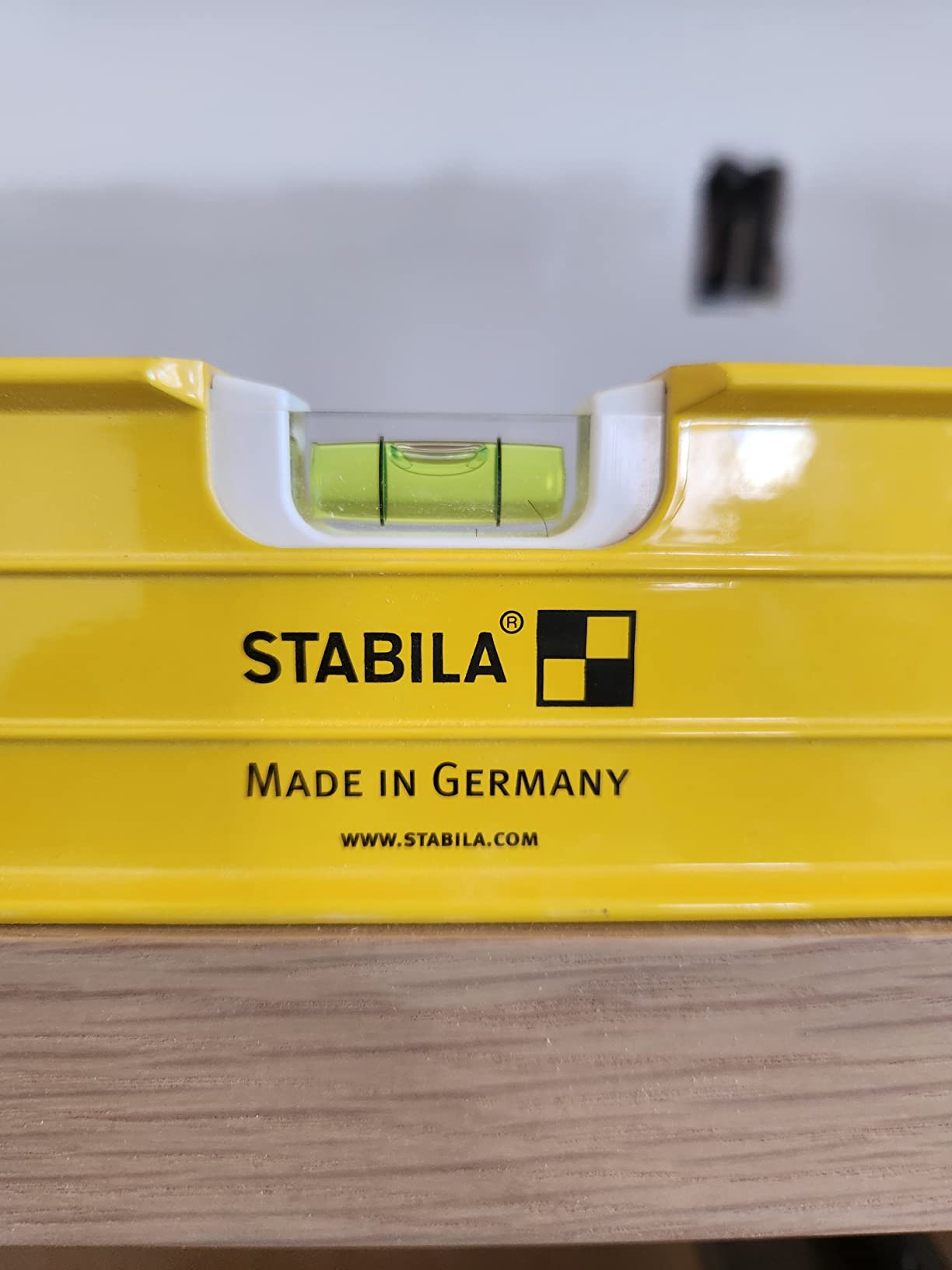 STABILA Type 196 High-Performance Level, 48 Inch, Cat. No. 37448 | High-performance spirit level for precise horizontal and vertical readings customer photo 2