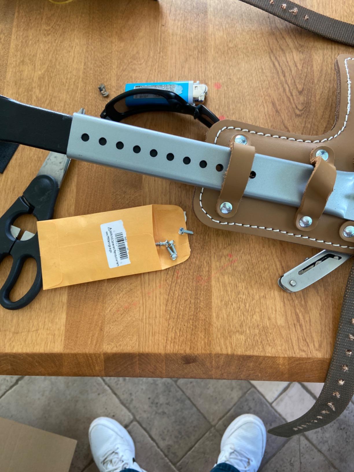 Klein Tools CN1907ARL Tree Climber Set with Pole Climbers, Leg Irons, Climbing Gaffs, and Pads, Straps, Gaff Spikes, Stirrups customer photo 1