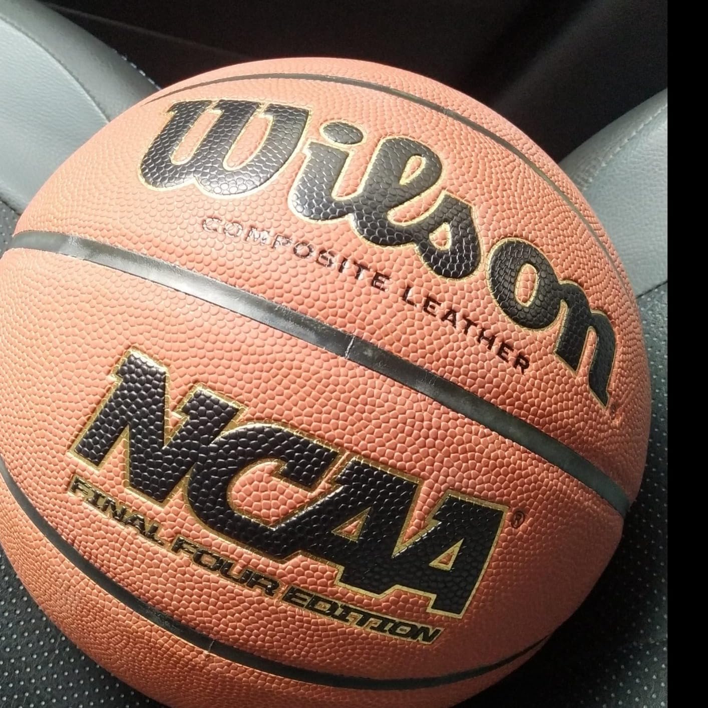 WILSON NCAA Final Four Indoor/Outdoor Basketball - Multiple Sizes + Colors customer photo 2
