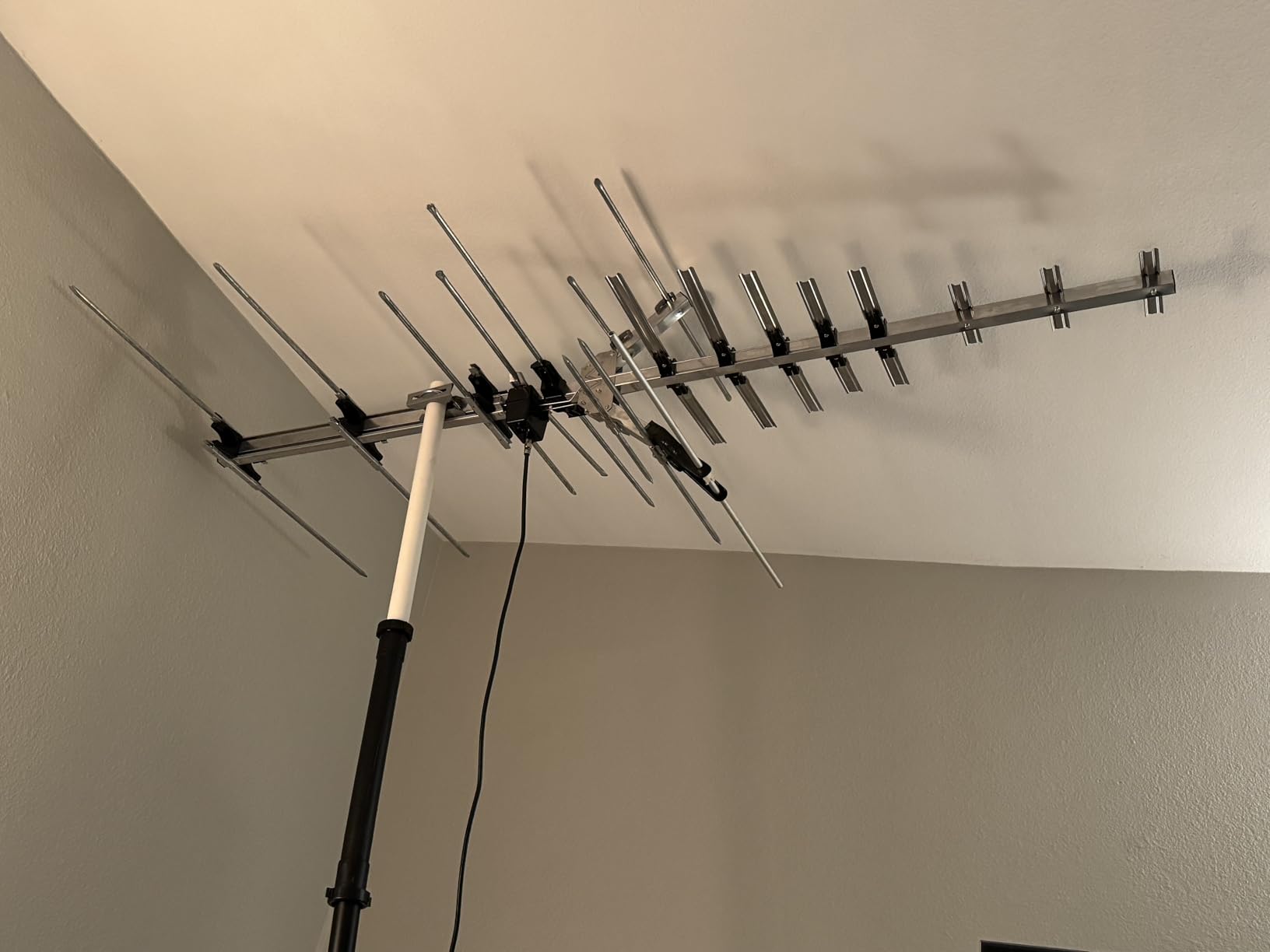 Winegard HD7694P Heavy-Duty Outdoor Yagi TV Antenna customer photo 2