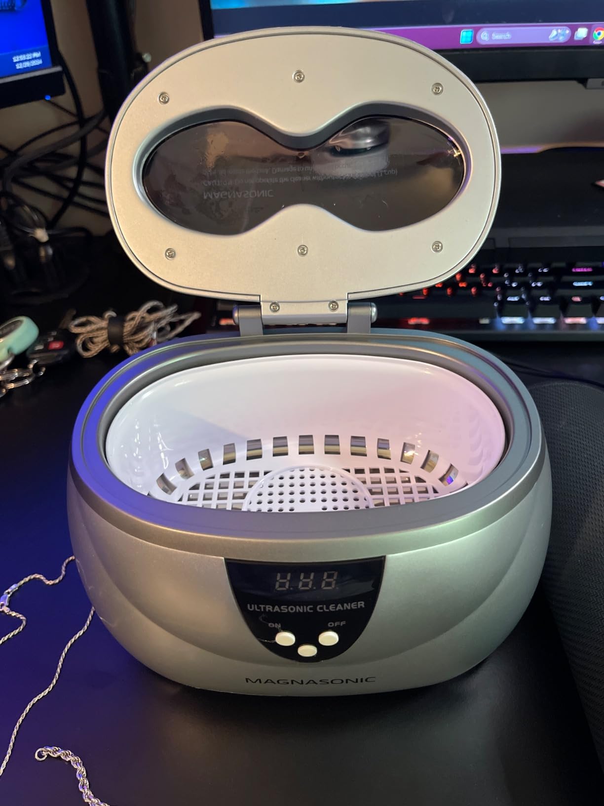 Magnasonic Ultrasonic Cleaner - 20oz Stainless Steel Tank, Digital Timer, 5 Cleaning Modes, Ultrasonic Jewelry Cleaner for All Jewelry, Eyeglasses, Watches, Dentures, Retainers & More customer photo 1