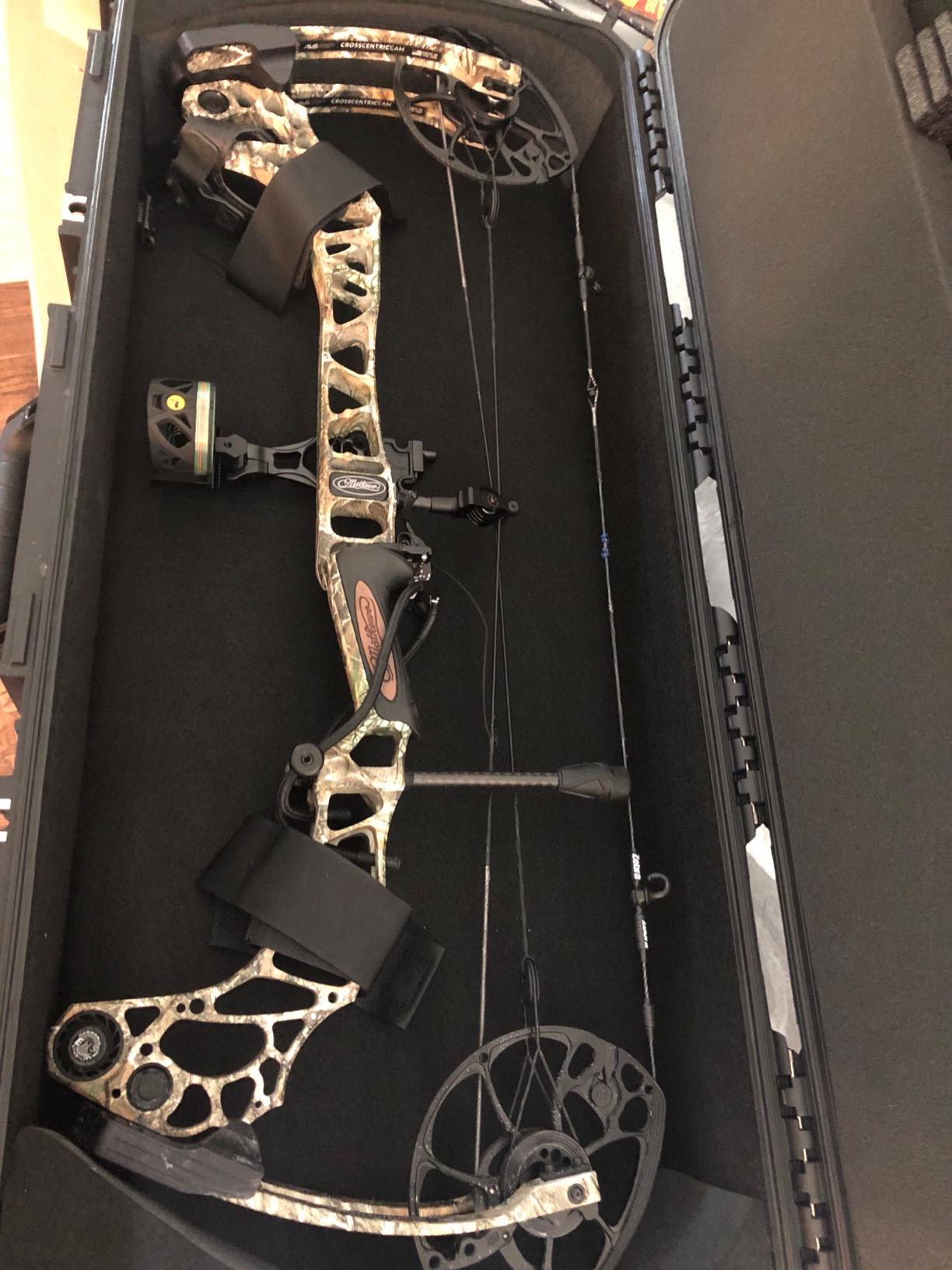 SKB iSeries Small Black Bow Case, Durable Archery Bow Storage, Waterproof, customer photo 1
