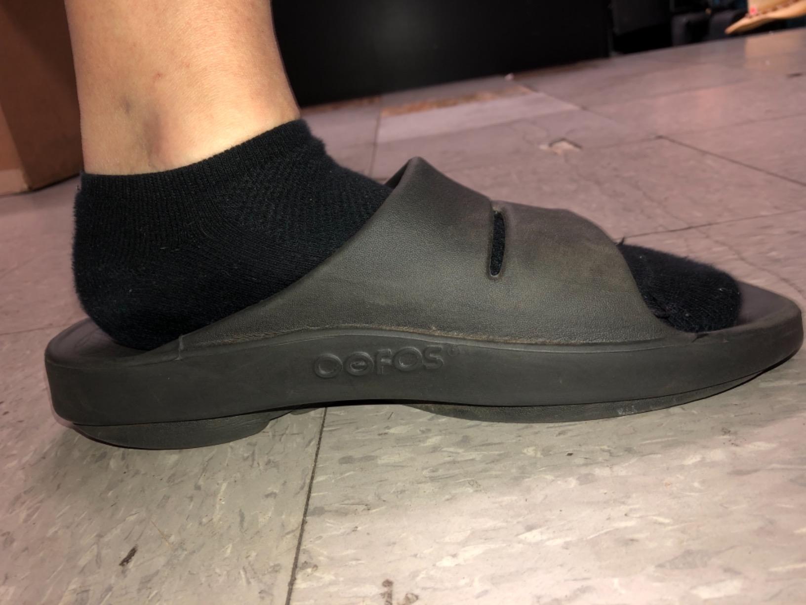OOFOS OOahh Recovery Slide - Women’s and Men’s customer photo 1