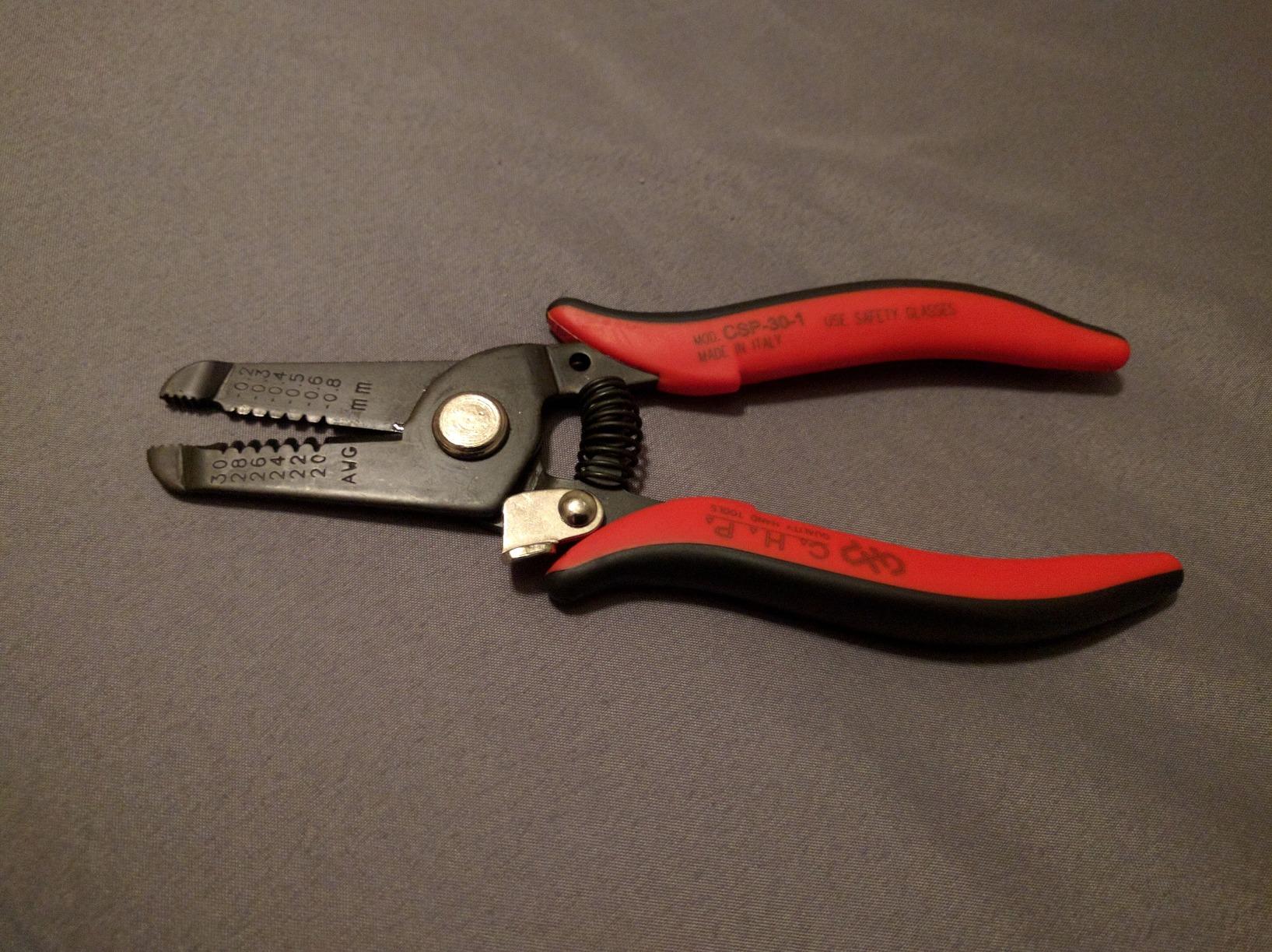 Hakko CHP CSP-30-1 Wire Stripper, 30-20 Gauge Maximum Cutting Capacity customer photo 1