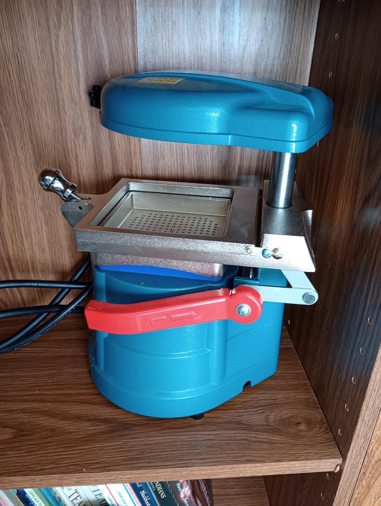 Quick and Easy Portable Dental Vacuum Forming/Molding Machine customer photo 2