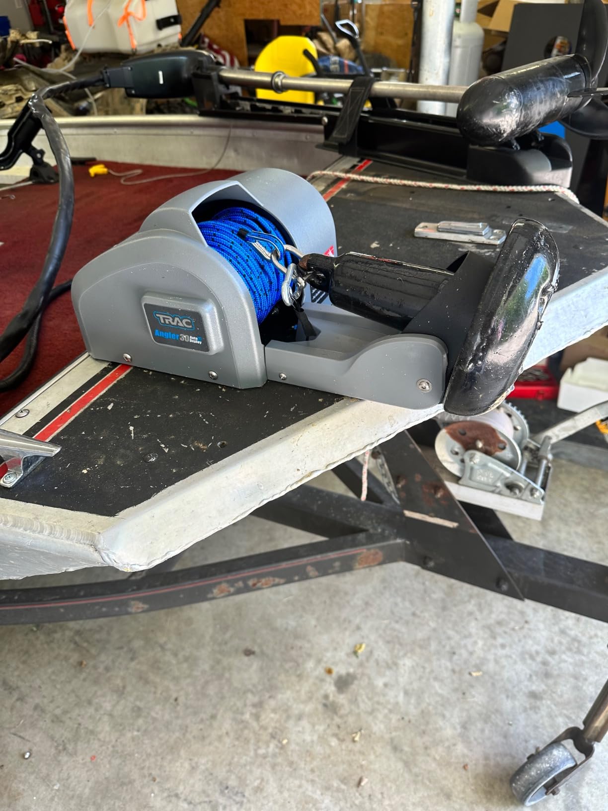 TRAC-Outdoor Products Angler 30 AutoDeploy-G3 Electric Anchor Winch - Anchors Up to 30 lb. - Includes 100-feet of Pre-Wound Anchor Rope (69004) customer photo 1