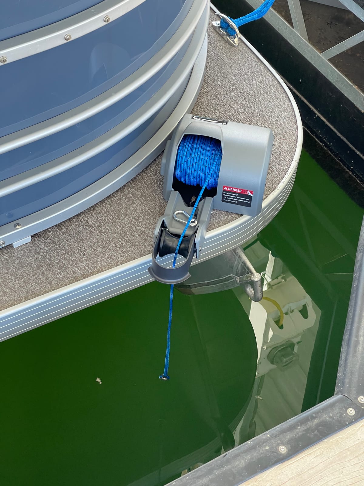 TRAC-Outdoor Products Angler 30 AutoDeploy-G3 Electric Anchor Winch - Anchors Up to 30 lb. - Includes 100-feet of Pre-Wound Anchor Rope (69004) customer photo 2