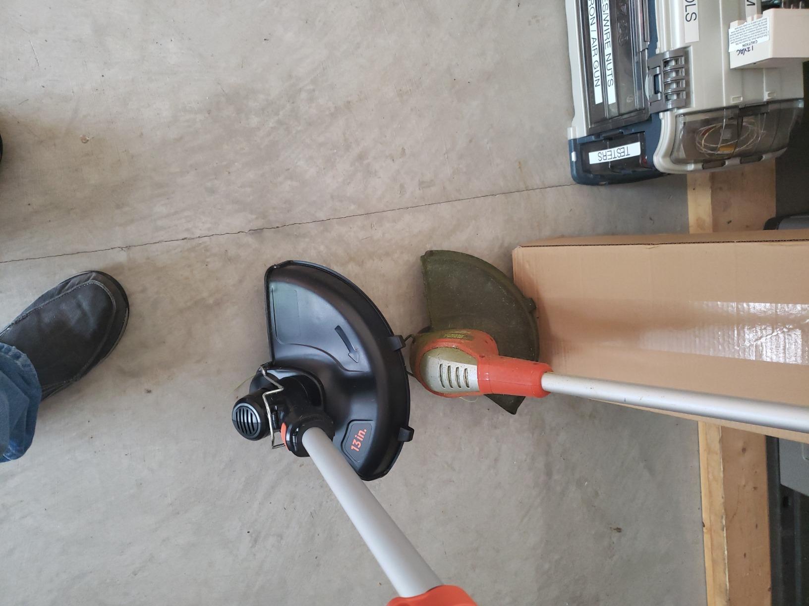 BLACK+DECKER 40V MAX String Trimmer and Lawn Edger, 13 Inch Weed Eater, Far Reach, Battery and Charger Not Included (LST136B) customer photo 1