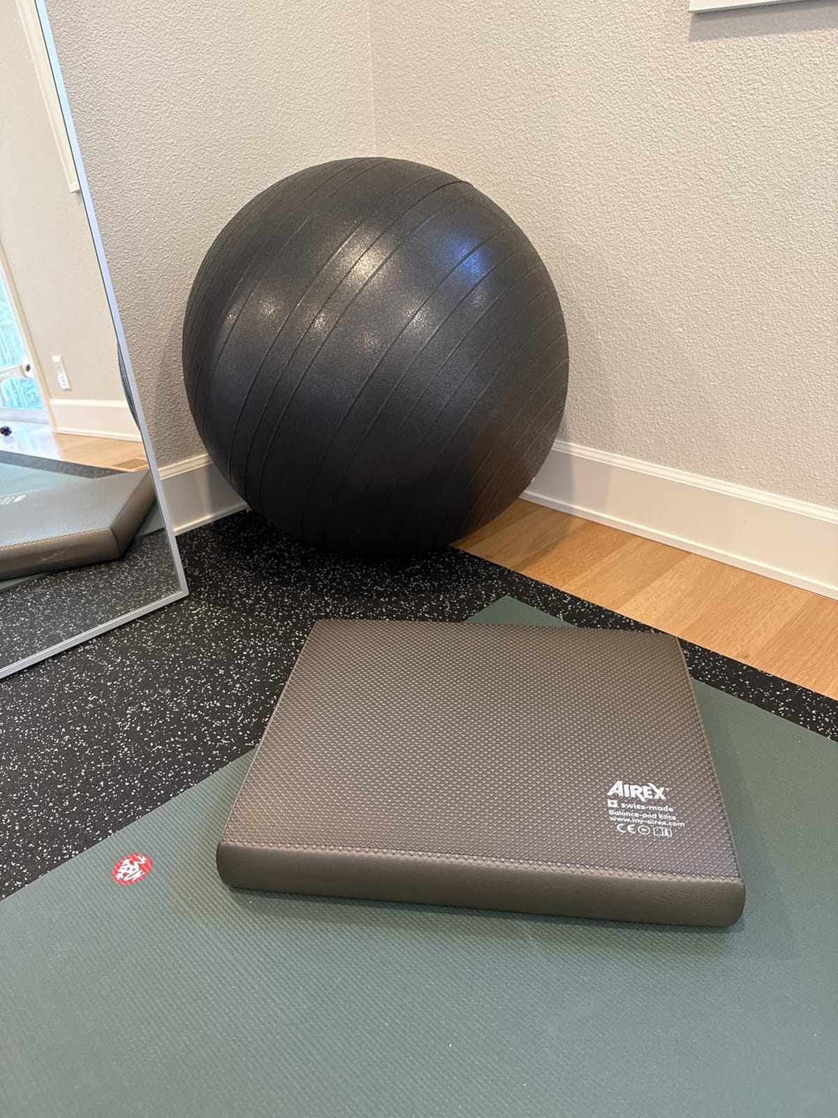 AIREX Balance Pad - Stability Trainer for Balance, Stretching, Physical Therapy, Exercise, Mobility, Rehabilitation and Core Training Non-Slip Closed Cell Foam Premium Balance Pad customer photo 1