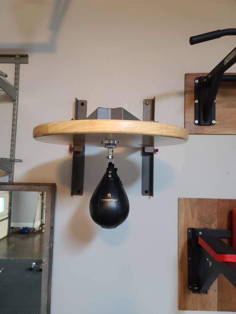 XMark Wall Mounted Speed Bag Platform with Shackle Swivel for MMA and Boxing customer photo 1