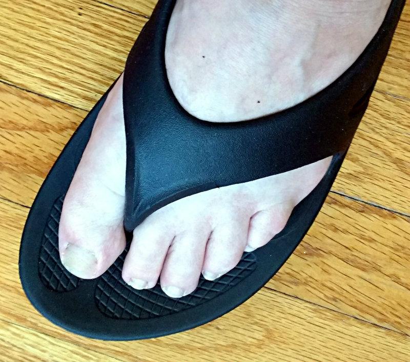 OOFOS OOriginal Recovery Sandal - Women’s and Men’s customer photo 1