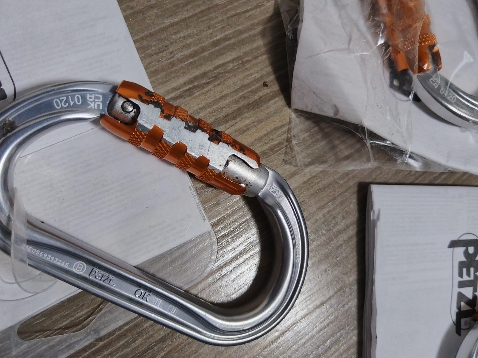 Petzl Delta Carabiner - Locking Climbing Carabiner for Arborist, Rock Climbing, Rappelling customer photo 2