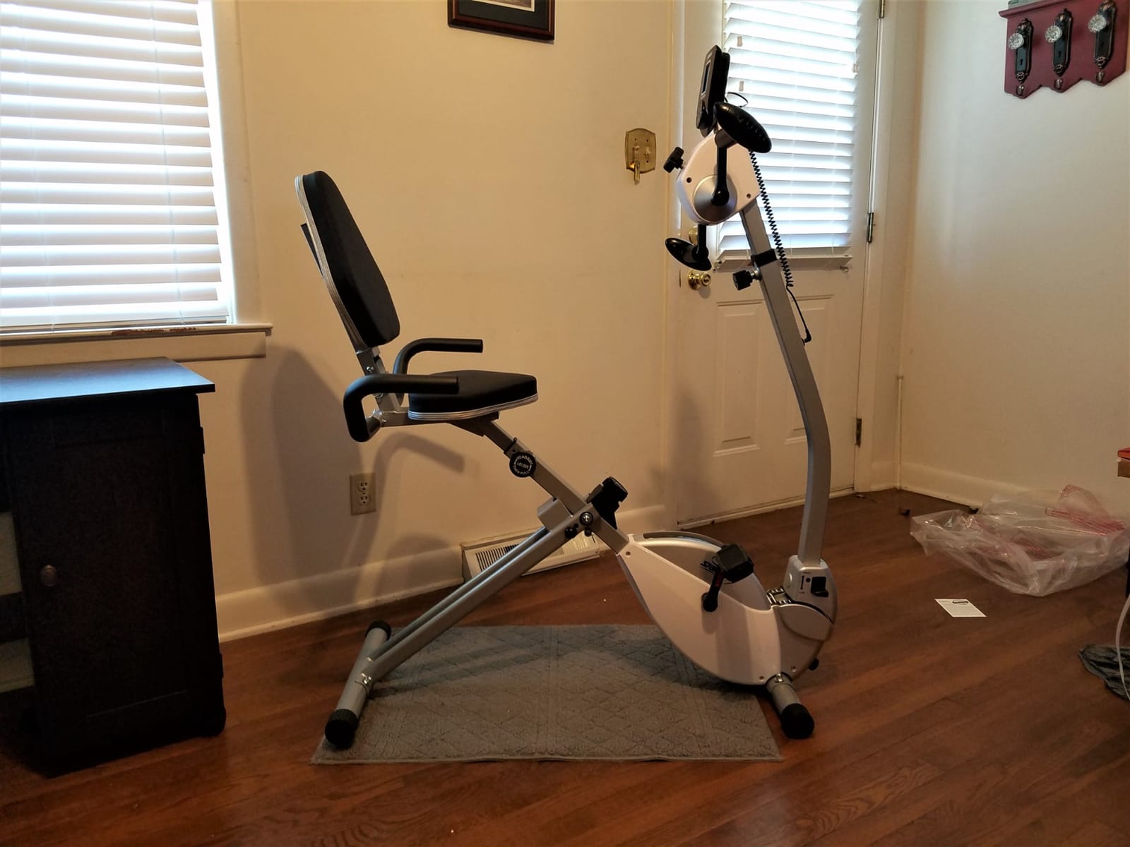 Stamina Recumbent Exercise Bike with Arm Workout - Fitness Bike with Smart Workout App - Recumbent Exercise Bike for Home Workout - Up to 250 lbs Weight Capacity customer photo 2