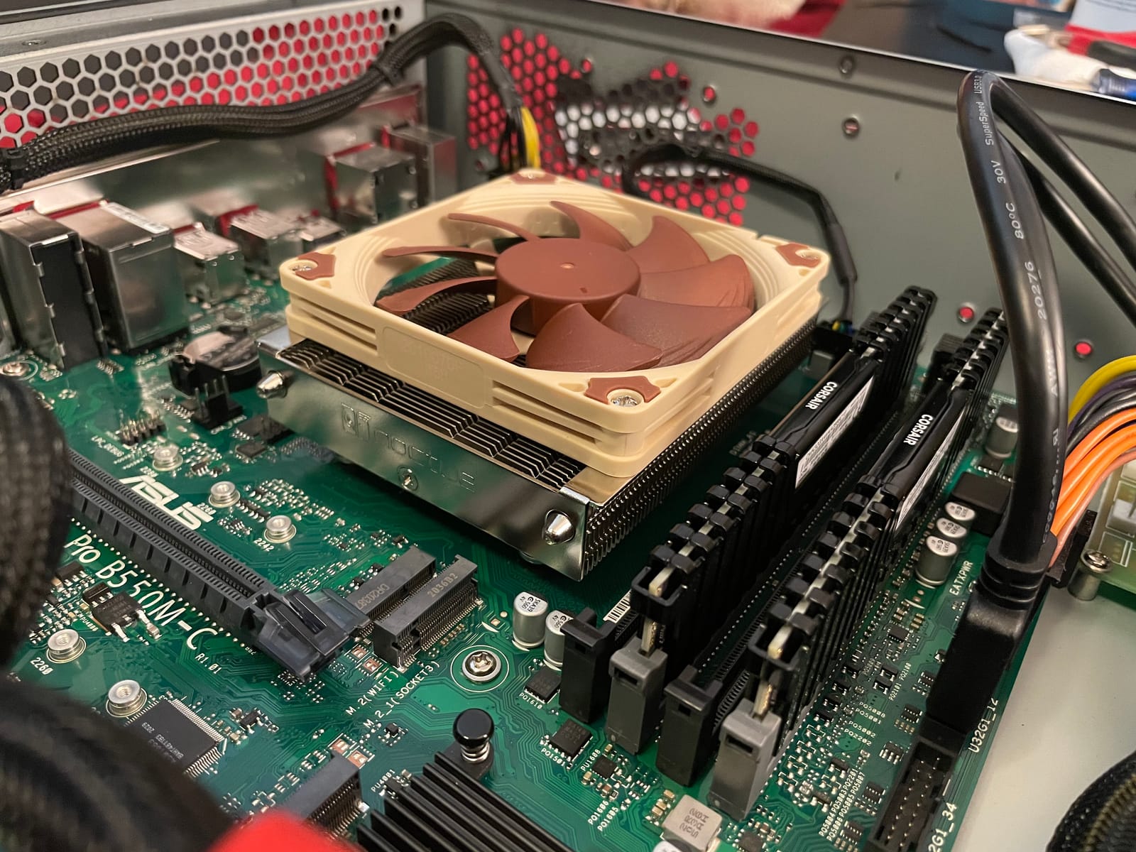 Noctua NH-L9a-AM4, Quiet High-Performance Low-Profile CPU Cooler customer photo 1